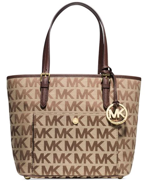 michael michael kors jet set item medium snap pocket tote